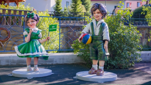 Тайна фигурок на детской площадке
